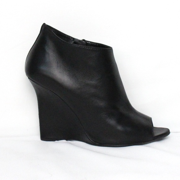 Burberry Black Leather Wedges - Picture 2 of 3